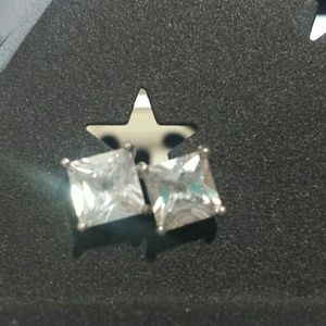 Princess cut earings Lia Sophia